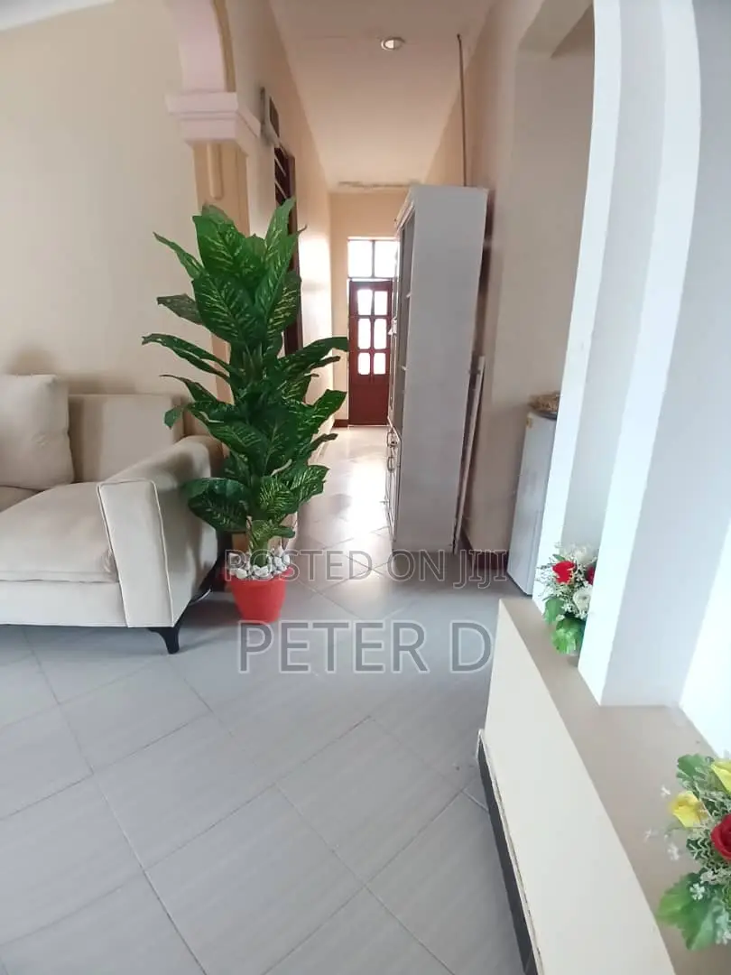 5bdrm House in Mbezi for sale