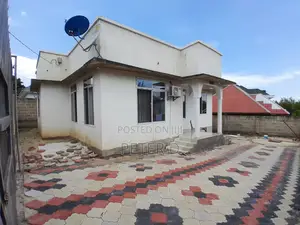 3bdrm House in Goba for sale