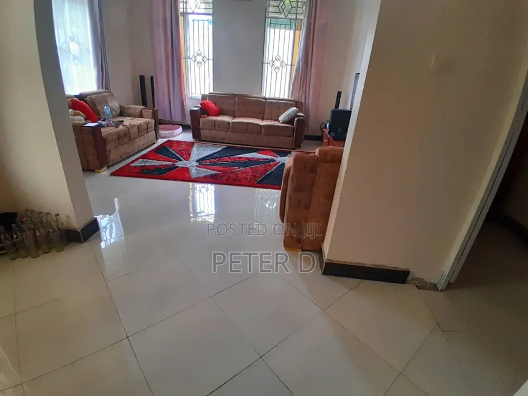 3bdrm House in Goba for sale