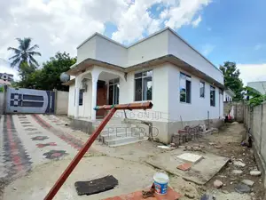 3bdrm House in Goba for sale