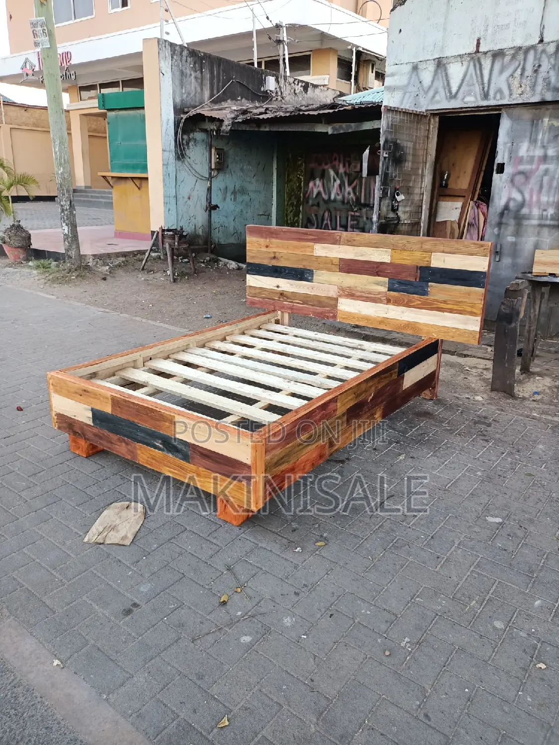 Kitanda Kizuri Sana Cha Pallet