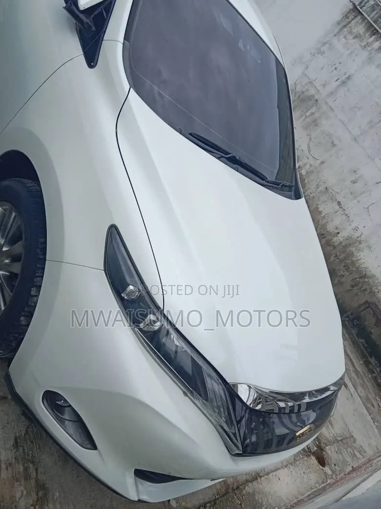 Toyota Harrier 2014 White