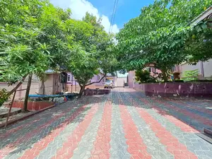 2bdrm Apartment in Dalalipapaatzseven, Kimara for rent