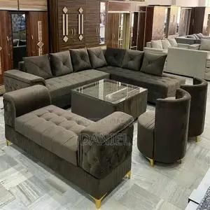 Full Sofa Set With Table