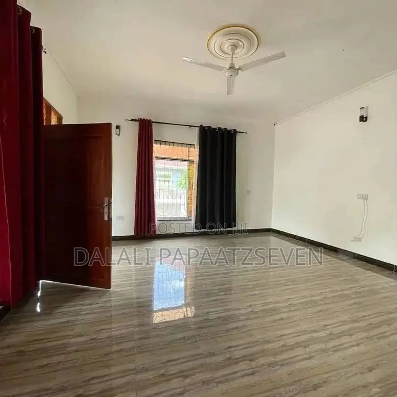 3bdrm House in Dalalipapaatzseven, Kinondoni for rent