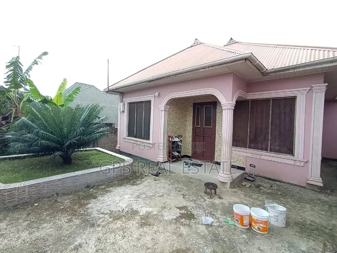 3bdrm House in Kimara Temboni, Kinondoni for sale