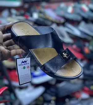 New Brand HUAYI for Mens Sandals