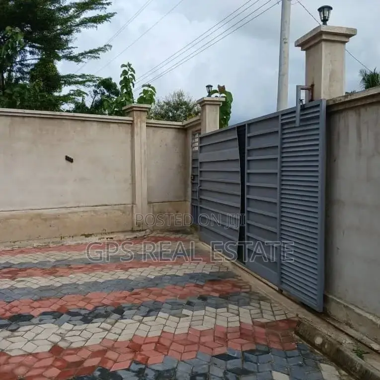 3bdrm House in Madale Kawawa, Kinondoni for sale