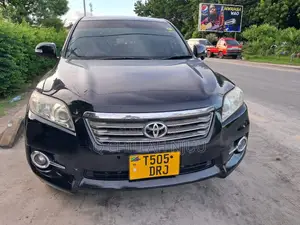Toyota Vanguard 2010 Black