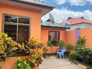3bdrm House in Kinyerez, Kinondoni for sale