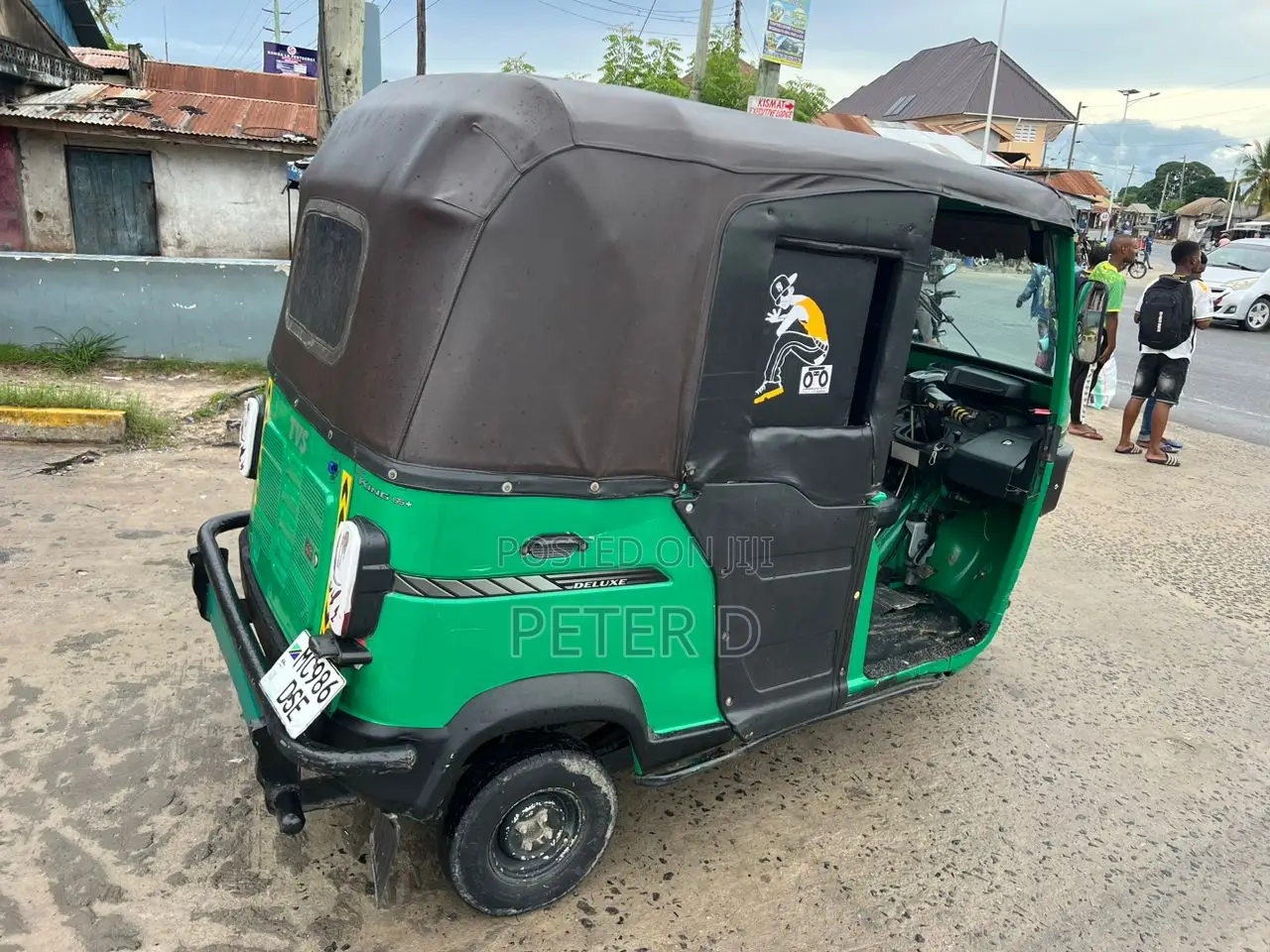 TVS King Deluxe Plus iTouch Start 2023 Green