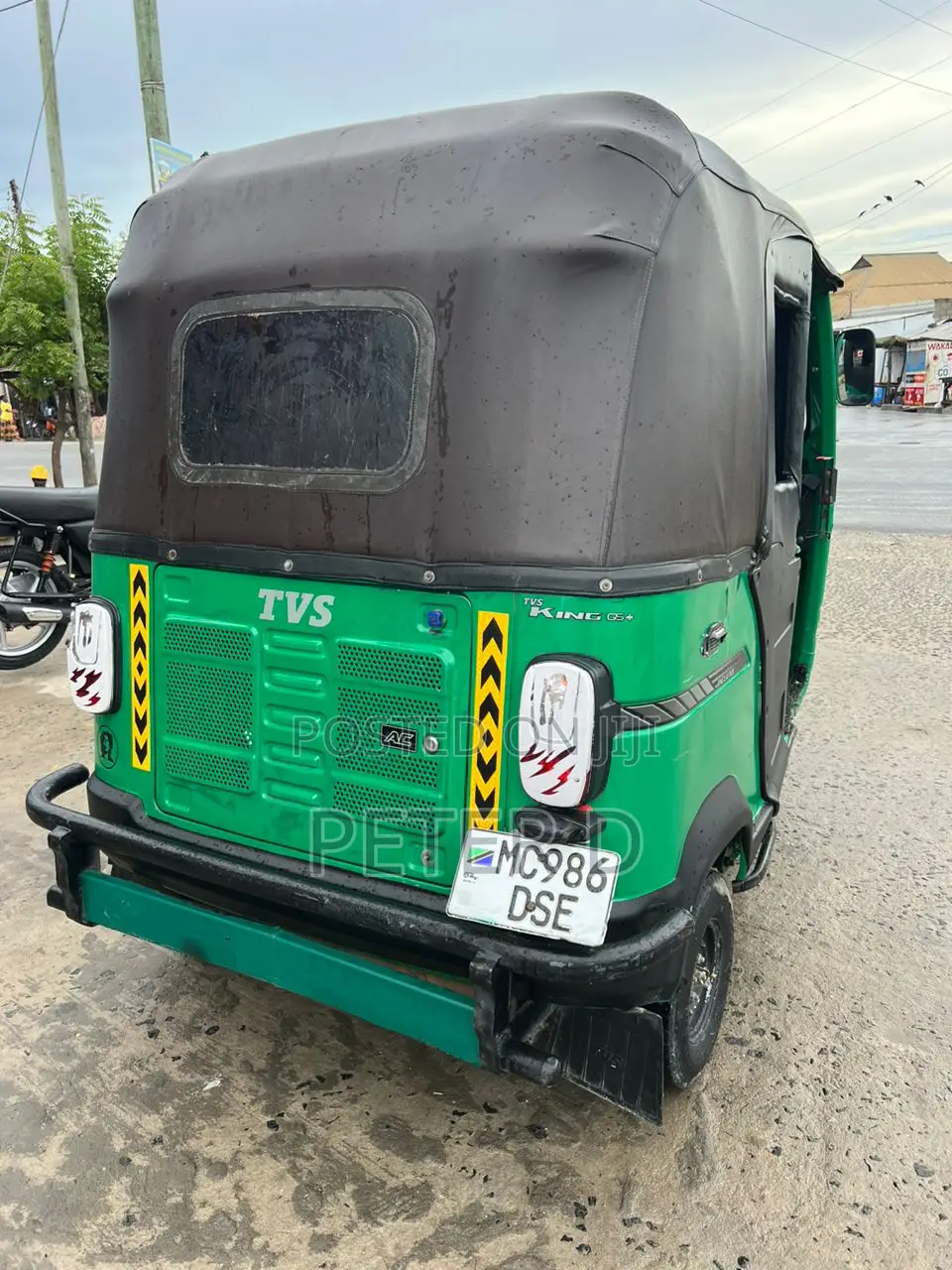 TVS King Deluxe Plus iTouch Start 2023 Green