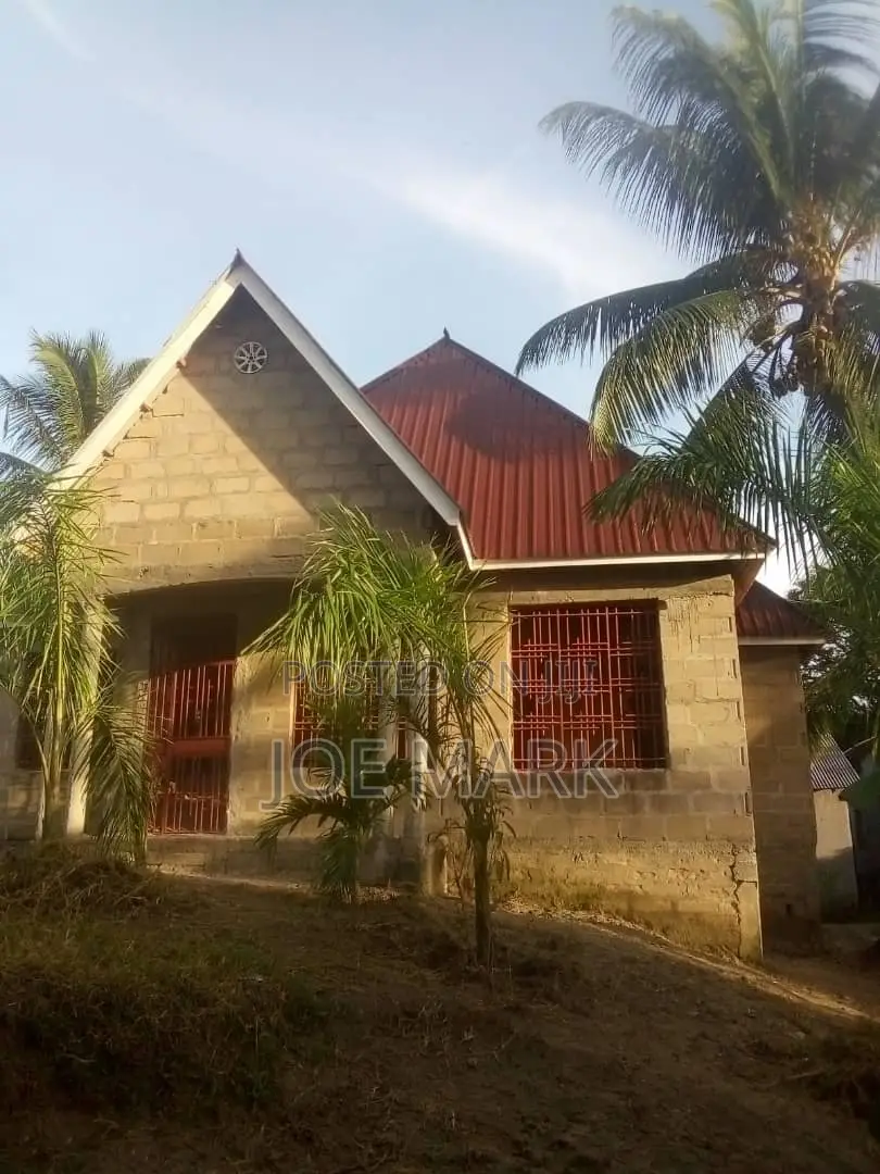 3bdrm House in Mark Real Estate, Kinondoni for sale