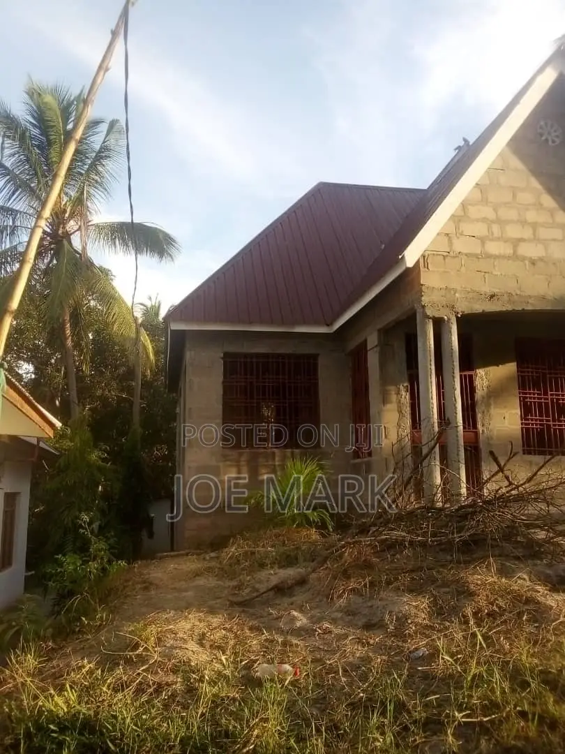 3bdrm House in Mark Real Estate, Kinondoni for sale