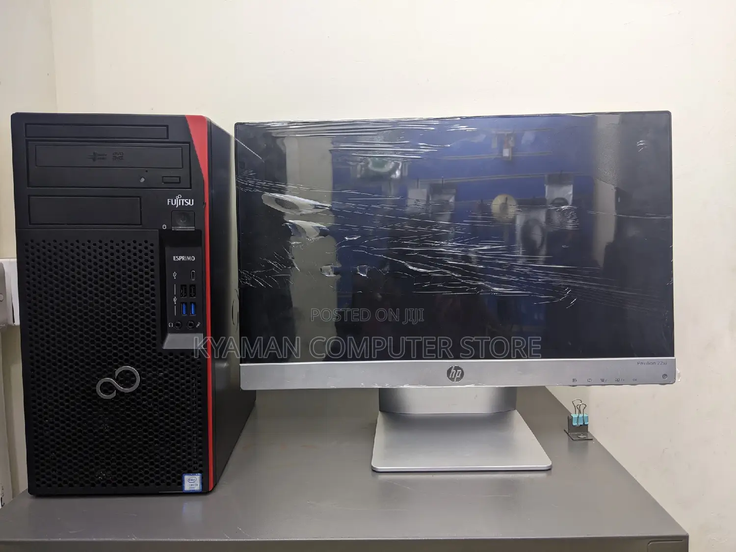 Desktop Computer Fujitsu Esprimo D757/E90+ 4GB Intel Core I3 SSD 256GB