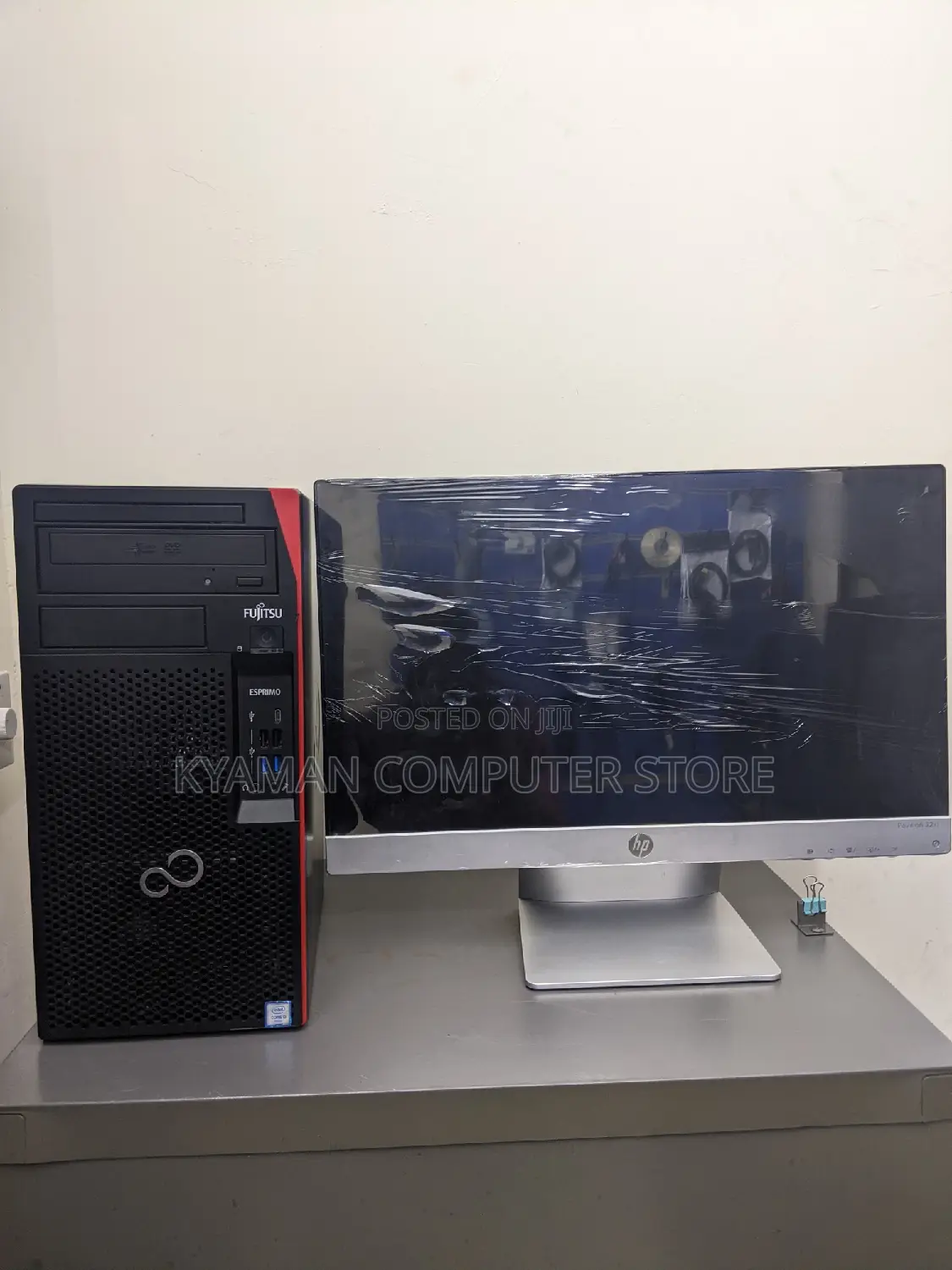 Desktop Computer Fujitsu Esprimo D757/E90+ 4GB Intel Core I3 SSD 256GB