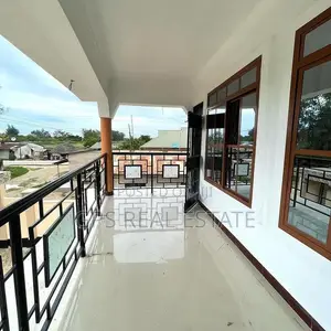 4bdrm House in Ununio Beach, Kinondoni for sale
