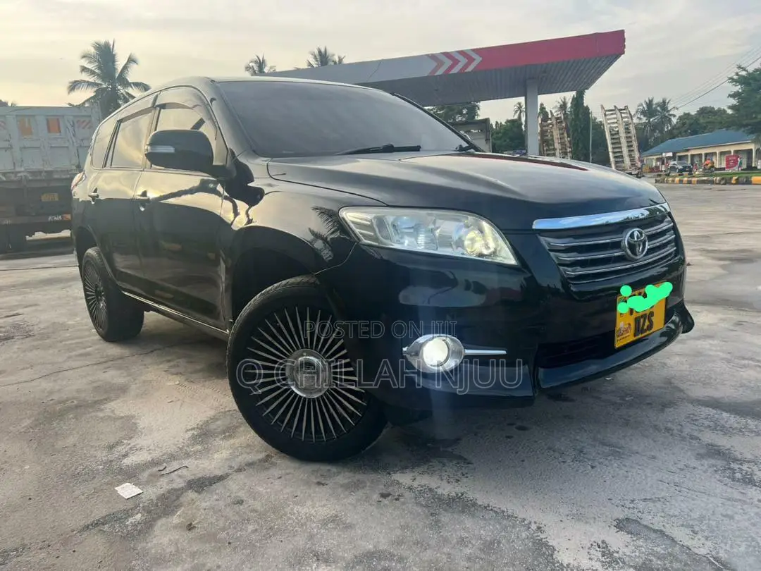 Toyota Vanguard 2010 Black