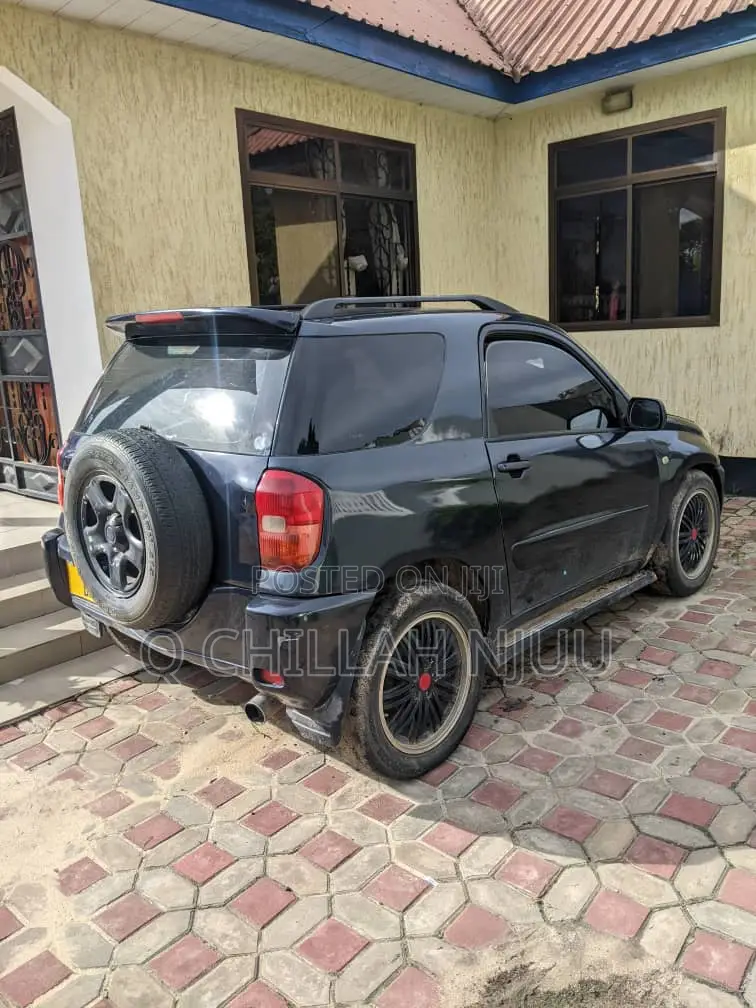 Toyota RAV4 2004 Black