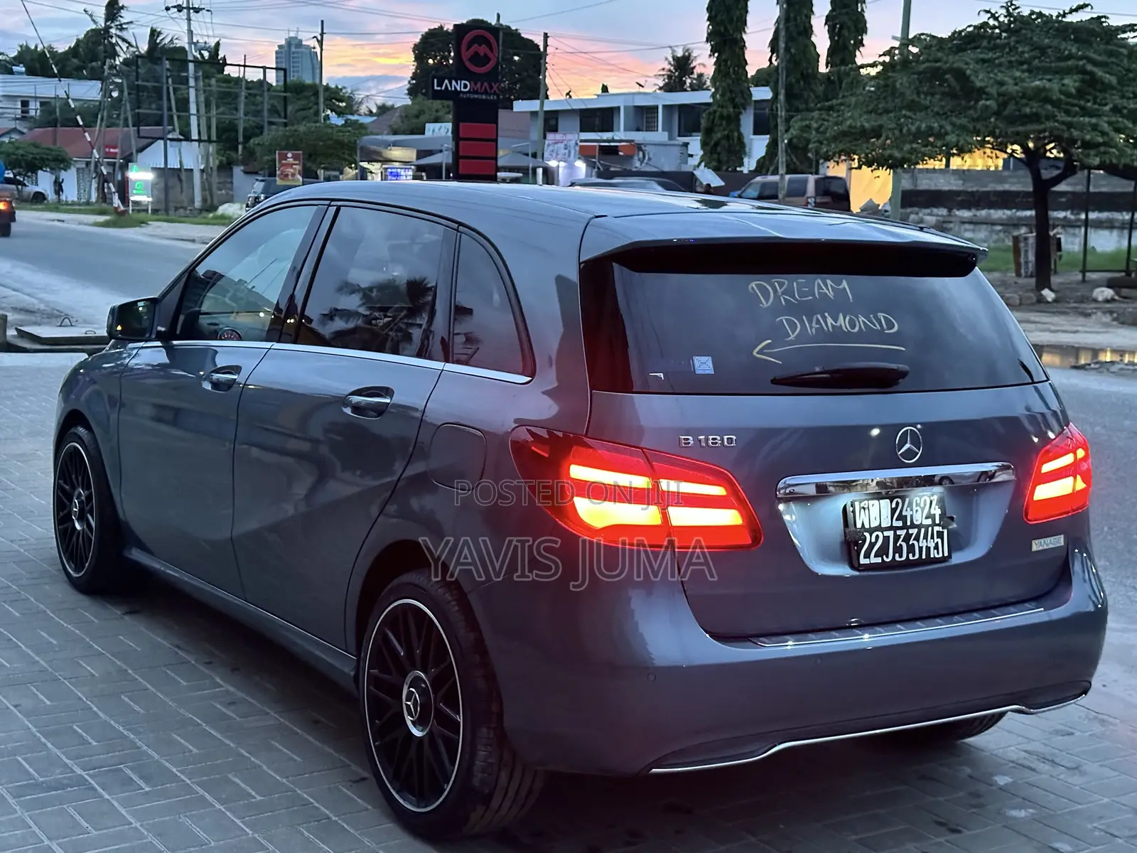 Mercedes-Benz B-Class Base B 250e 2016 Blue