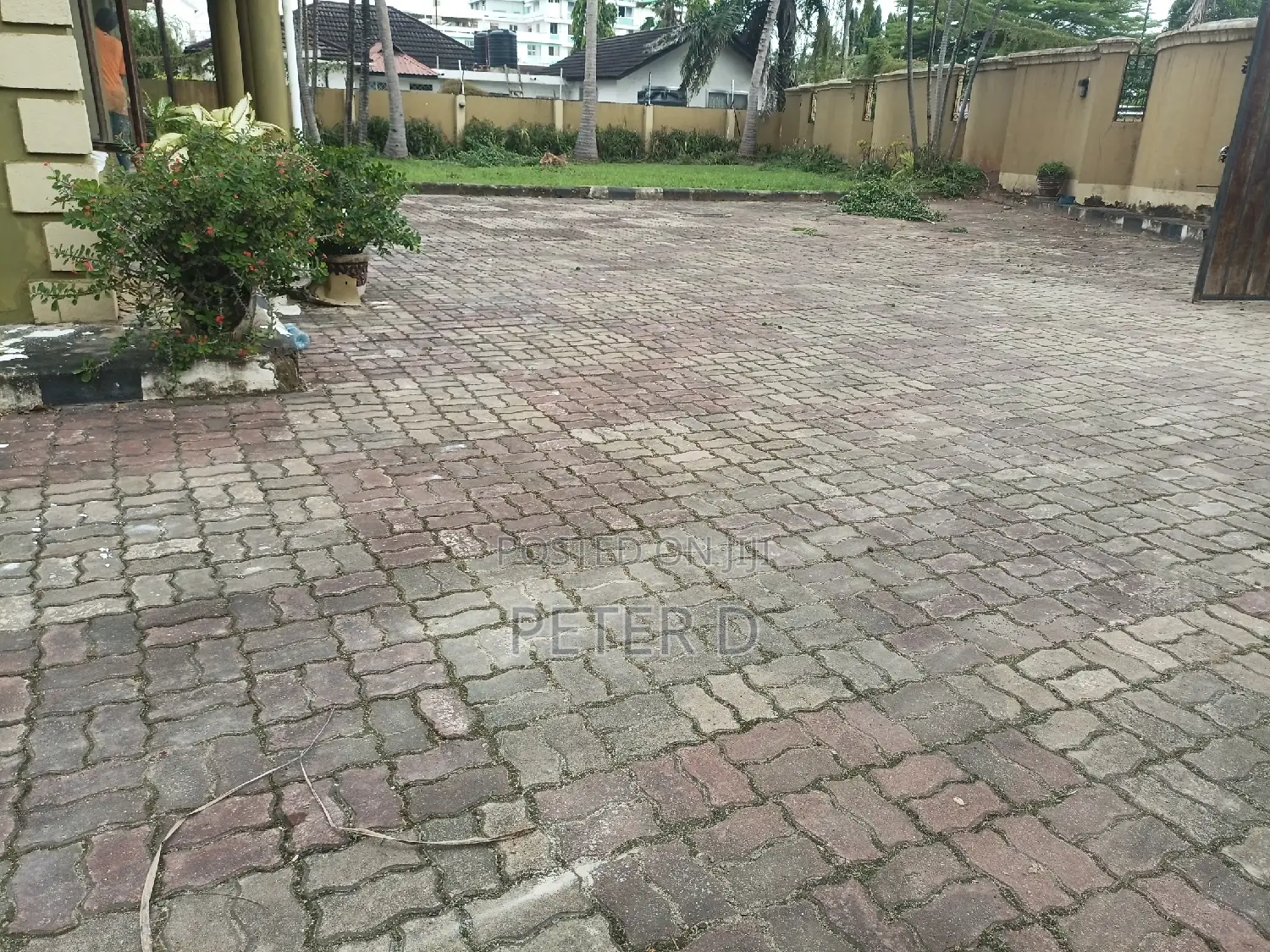 5bdrm House in Regent Estate, Mikocheni for rent