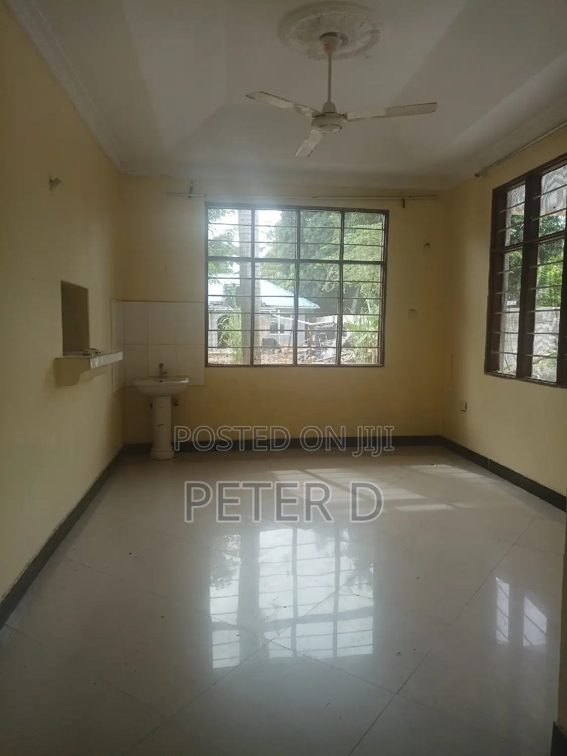 3bdrm House in Mikocheni for rent