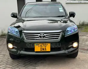 Toyota Vanguard 2011 Black