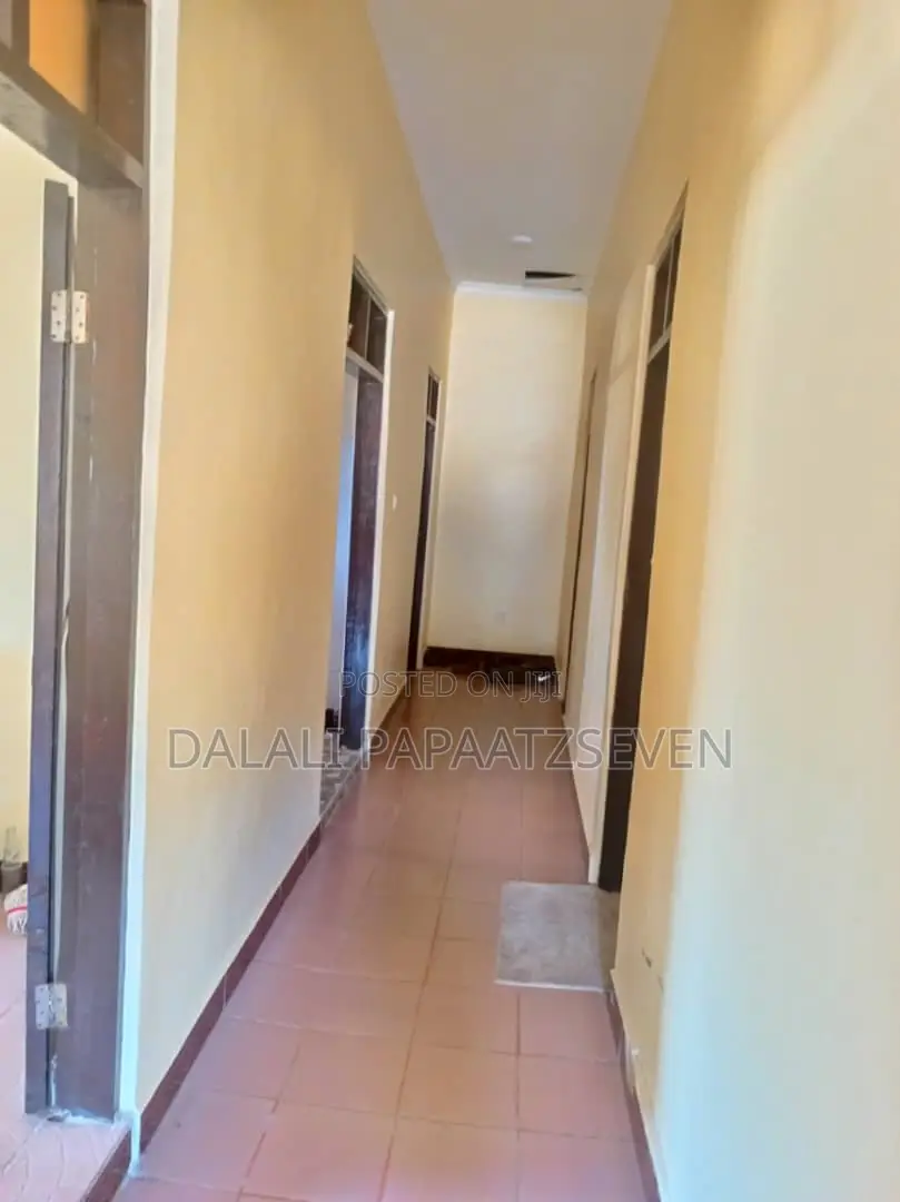 3bdrm Apartment in Dalalipapaatzseven, Kinondoni for rent