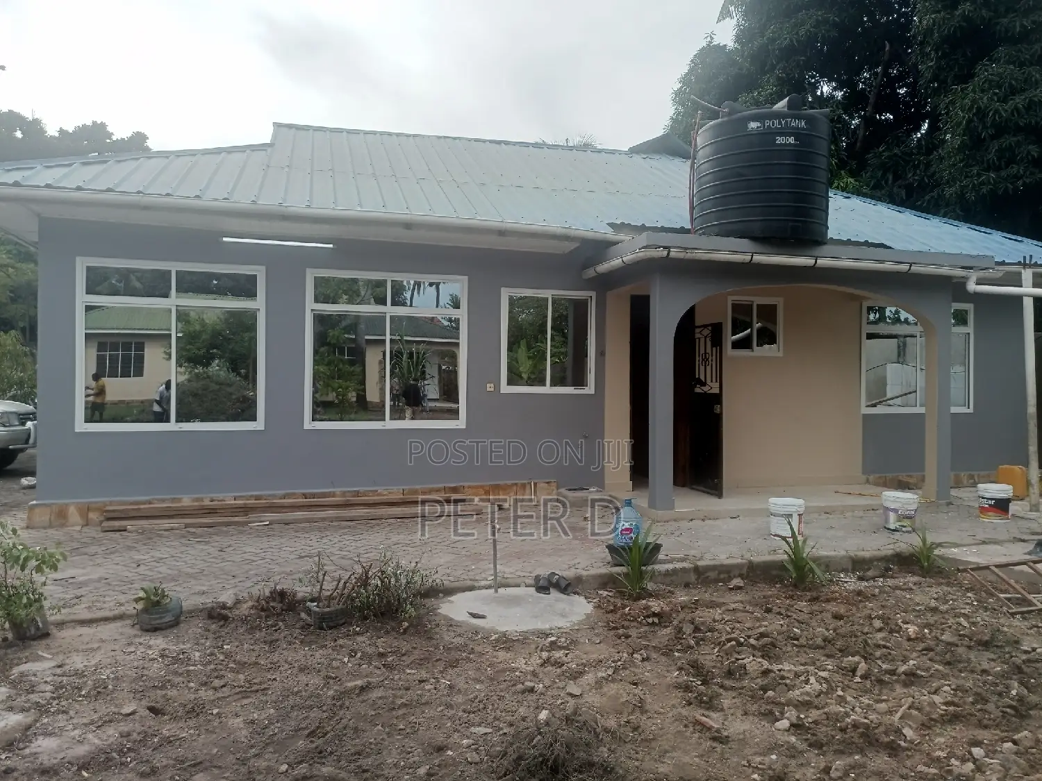 3bdrm House in Mikocheni for rent