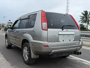 Nissan X-Trail 2000 Gray