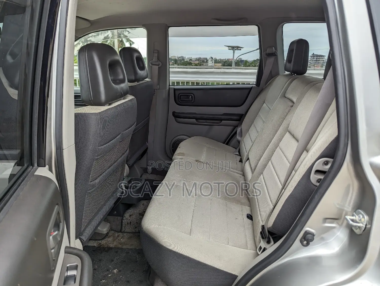 Nissan X-Trail 2000 Gray