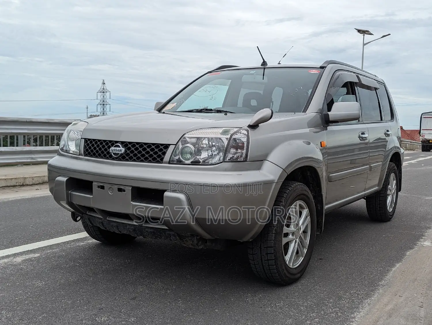 Nissan X-Trail 2000 Gray