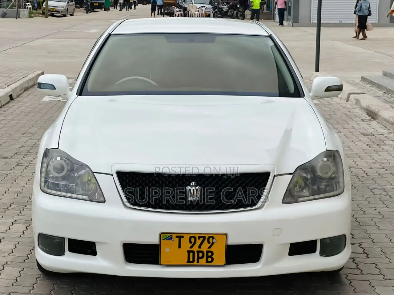 Toyota Crown 2006 White