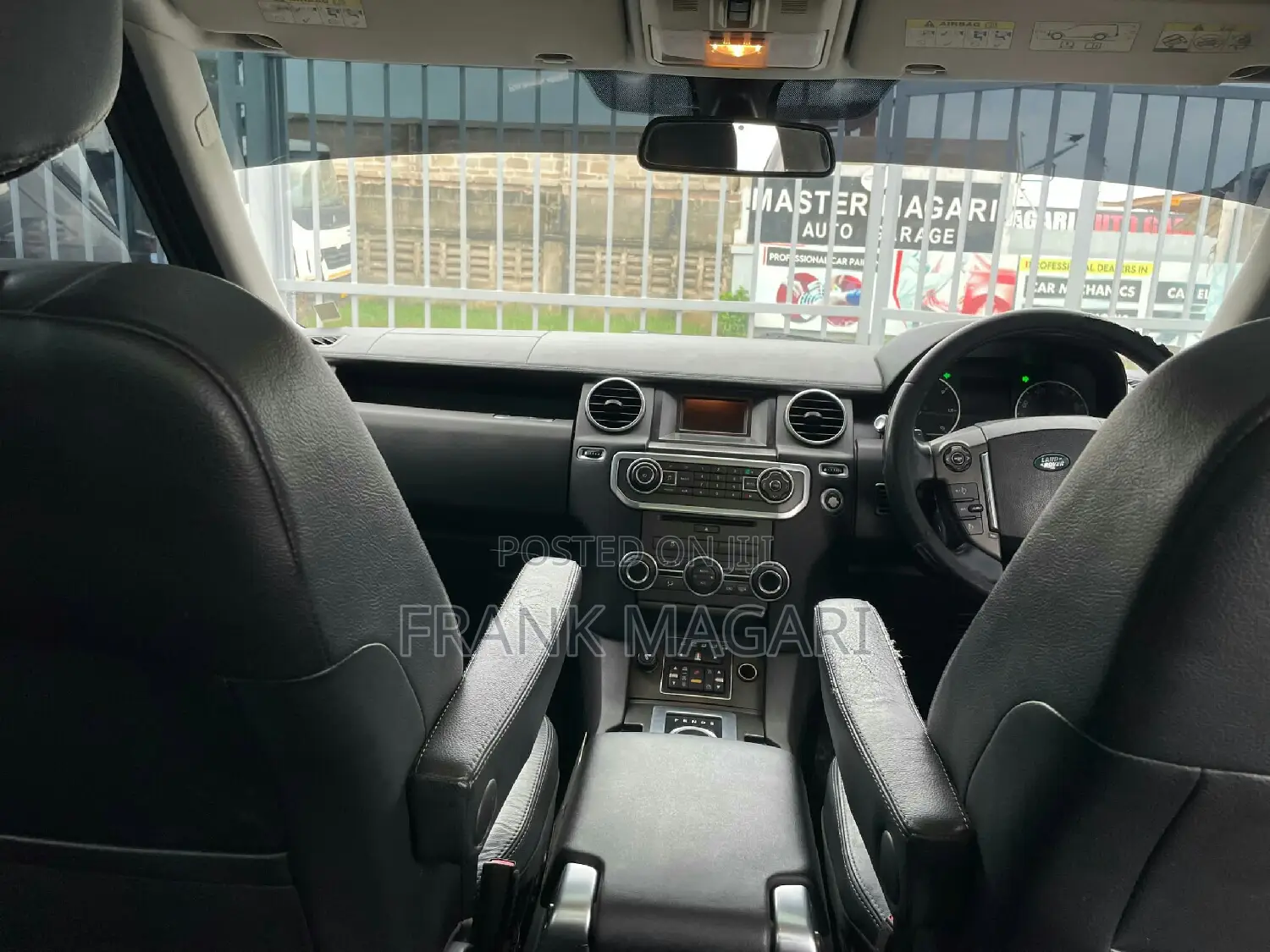 Land Rover Discovery 2013 Gray
