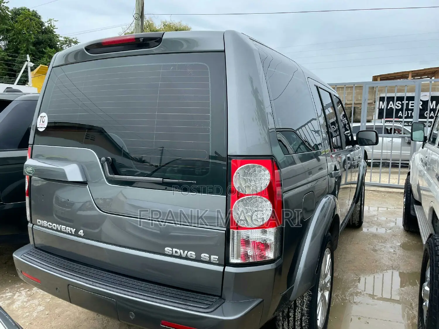 Land Rover Discovery 2013 Gray