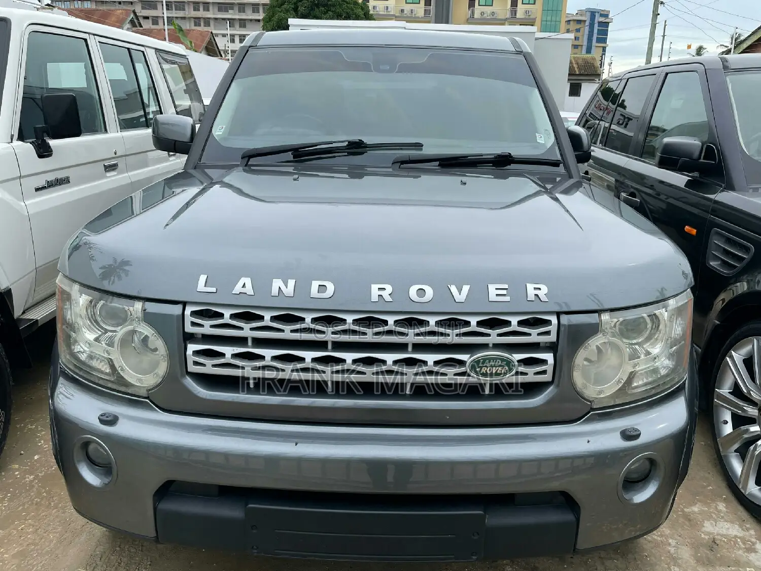 Land Rover Discovery 2013 Gray