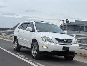 Toyota Harrier 2006 White