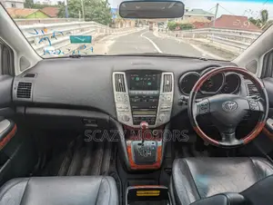 Toyota Harrier 2006 White