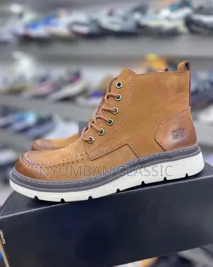 Cat Boots Original