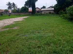Eneo Lenye Ukubwa Wa SQMT 1400 Linauzw Lipo Tegeta Nyaishozi