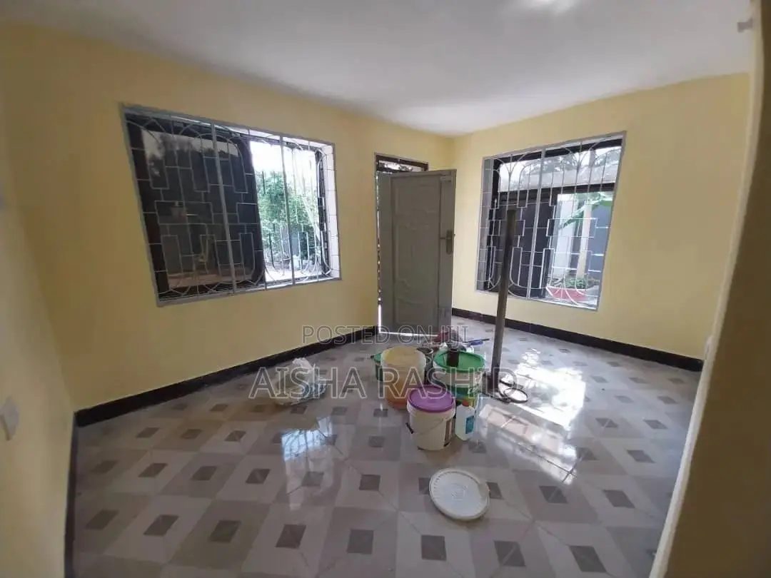 1bdrm Apartment in Kimara for rent