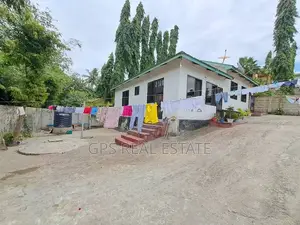 6bdrm Apartment in Kimara Stop Over, Kinondoni for sale