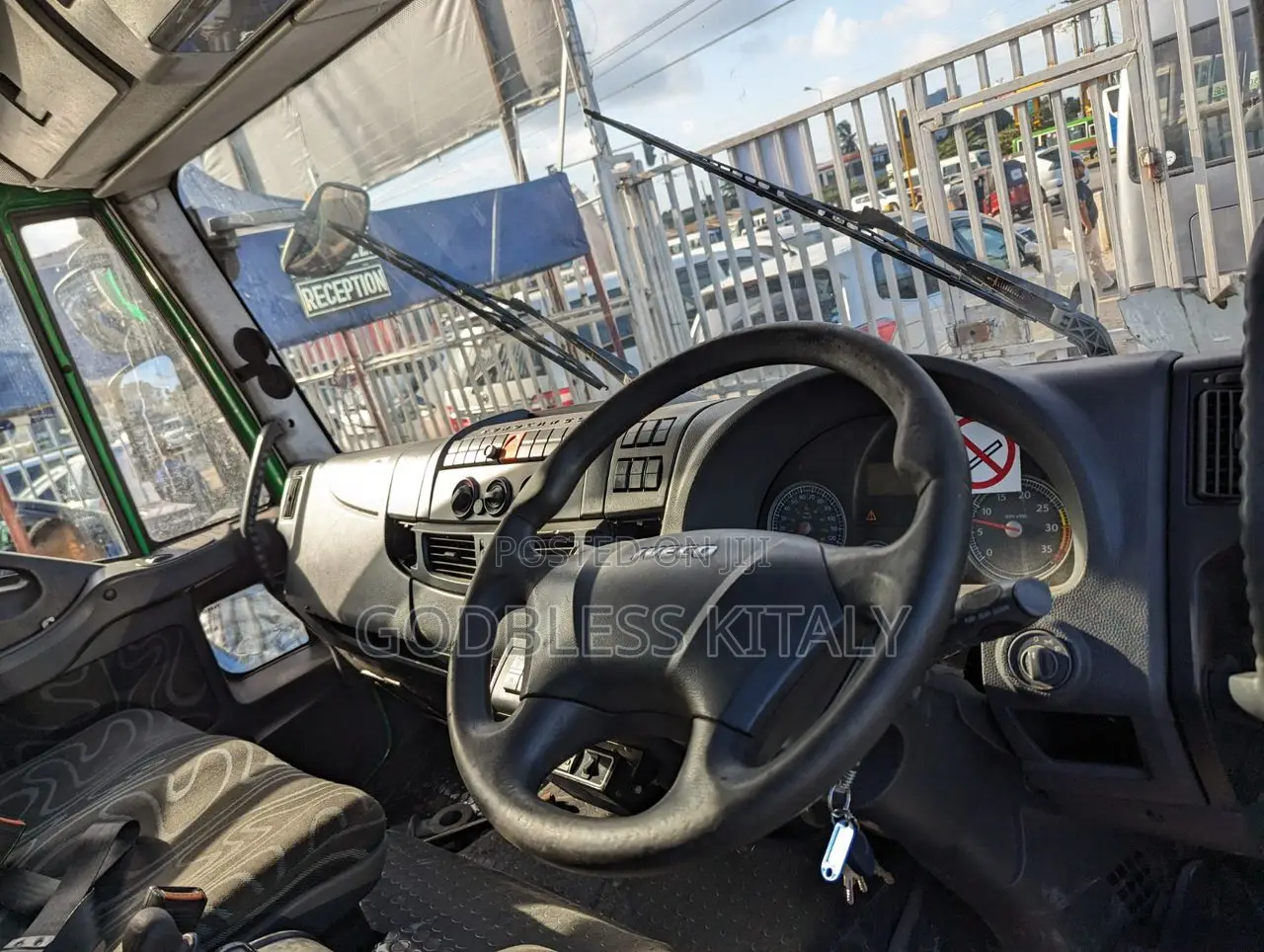 Iveco Massif 2010 Green