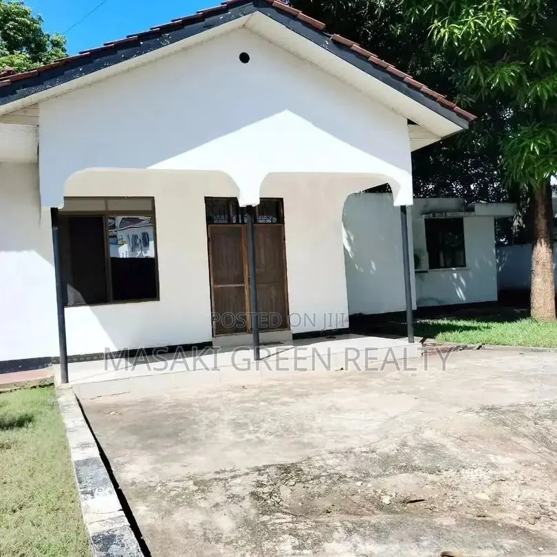 4bdrm House in Masaki, Kinondoni for sale