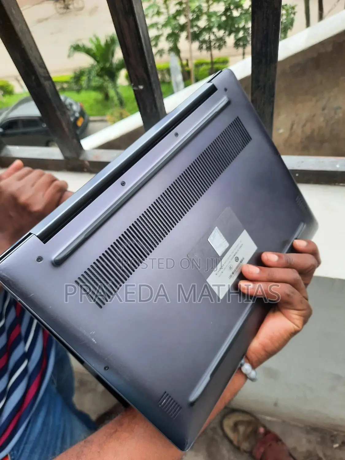 Laptop Huawei MateBook 13 WRT-W19E 16GB Intel Core I5 SSD 512GB