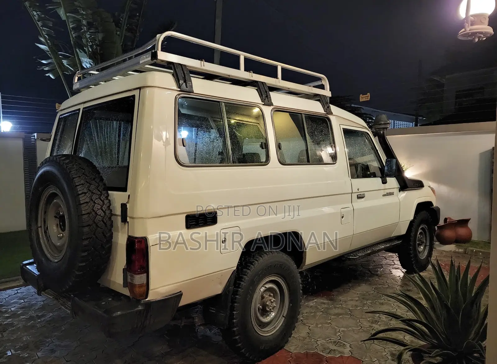 Toyota Land Cruiser 2016 White