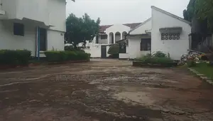 10bdrm House in Masaki for rent