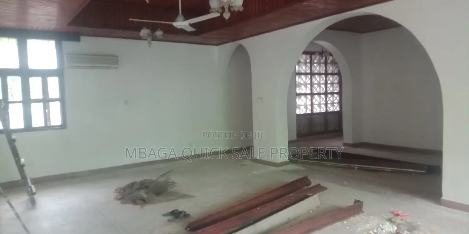 7bdrm House in Masaki for rent