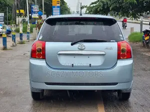 Toyota Allex 2005