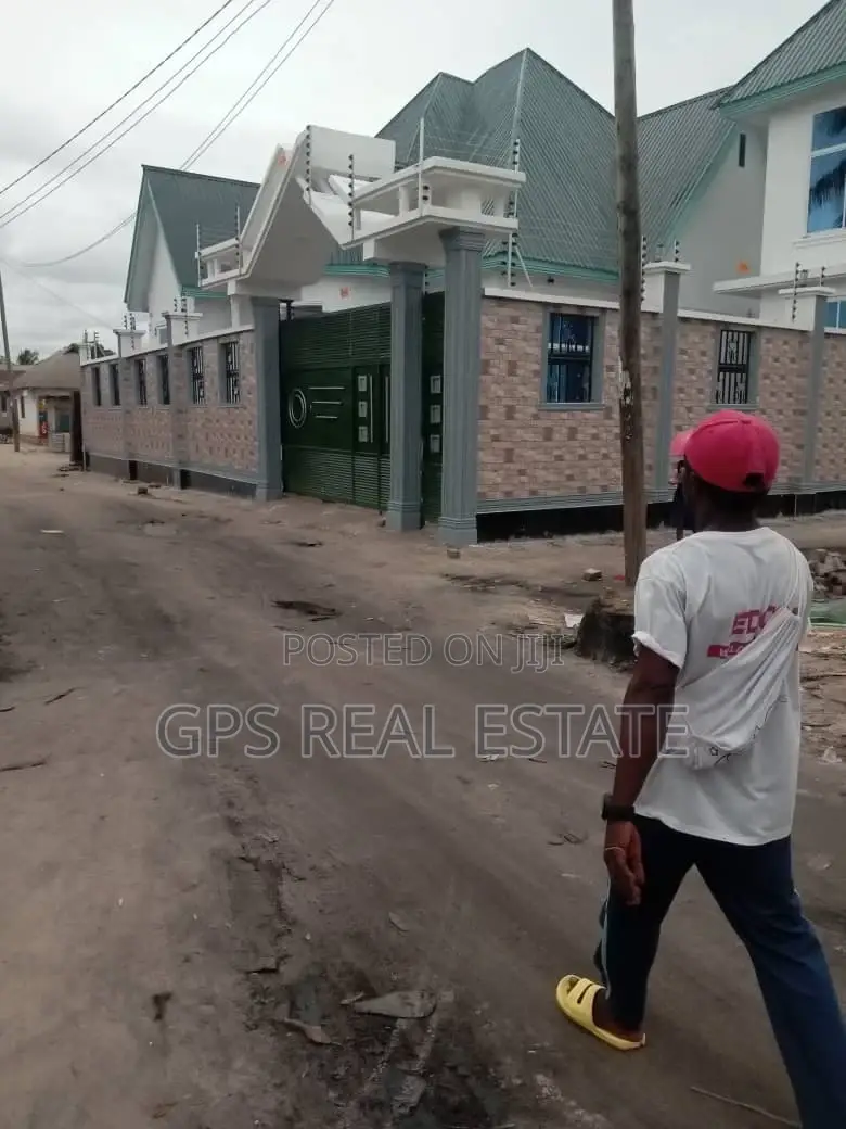 4bdrm House in Mbagala Chamazi Kwa, Temeke for sale